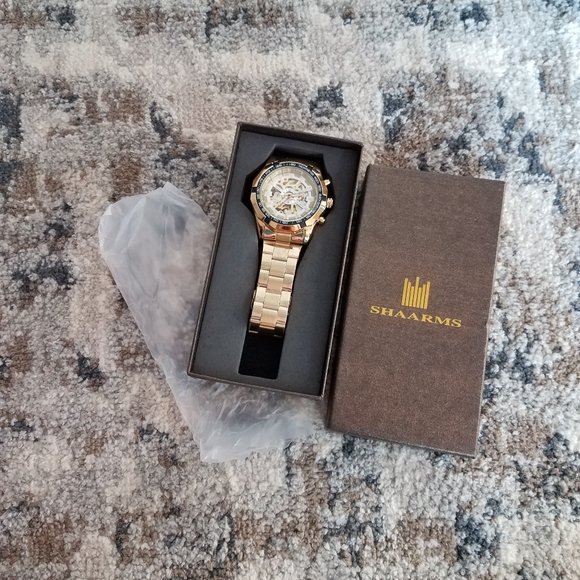 Mens Skeleton Watch - Picture 9 of 9